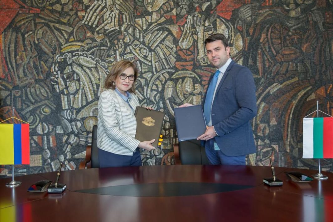 bulgaria deputy minister ecuador ambassador
