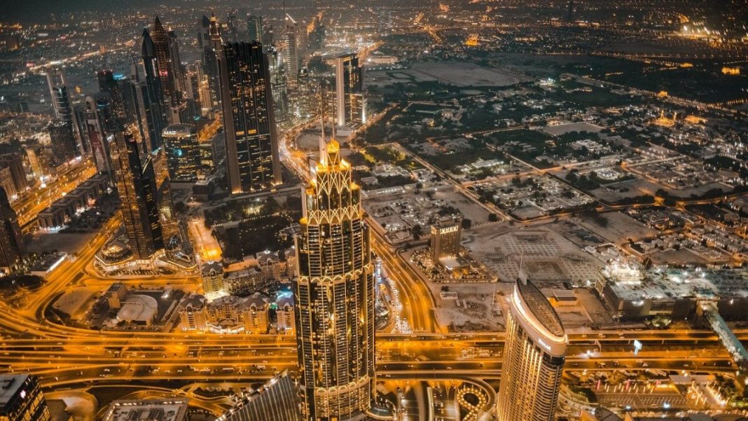burj khalifa dubai uae golden city lights