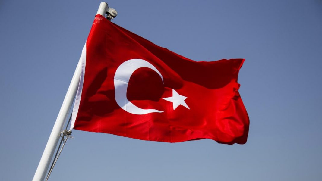 turkey flag waving